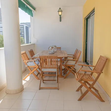 Primavera I1 Apartment