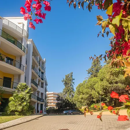 Primavera I1 Apartment